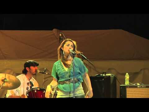 Carrie Cunningham live covers