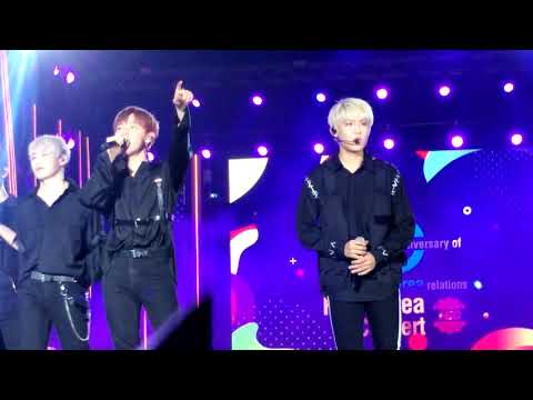 18/11/17  WANNA ONE - Talk (6) AT HEC KOREA CONCERT THAILAND