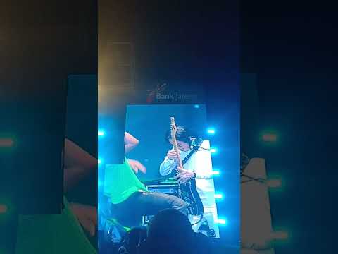 ku tak bisa - slank live konser beautiful smile indonesia di prambanan