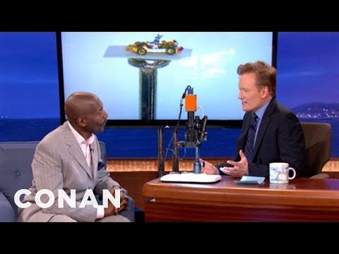 Micro-Sculptor Willard Wigan Pt. 2 11/06/12 | CONAN on TBS