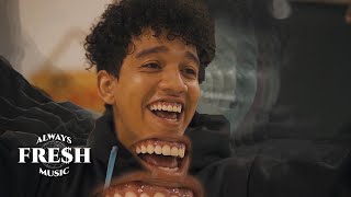 Video Le Saco Dos de Young Laroye