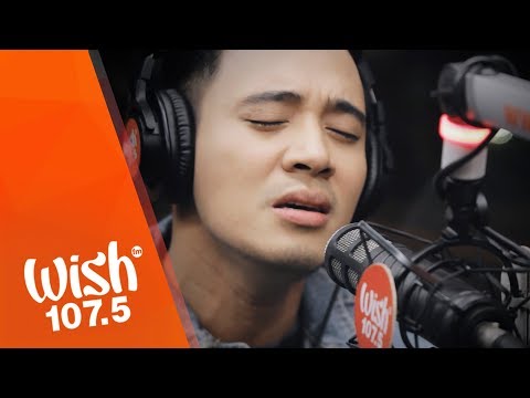 Erik Santos performs "Pagbigyang Muli" LIVE on Wish 107.5 Bus