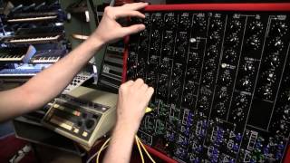 Video thumbnail for Stekker 2015: 5 Minutes With The Synton Fénix by sonicstate