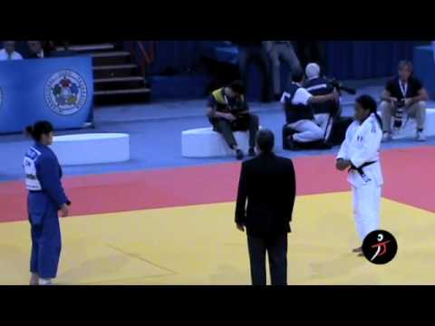 italiajudo.com_Parigi 2011 - Campionati del Mondo - Edwige Gwend ITA vs Xu Yuhua JPN