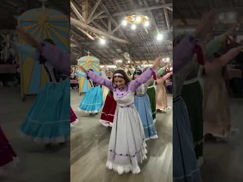 Coreografia de entrada da invernada juvenil do Aldeia dos Anjos. Campeão juvenart 2022