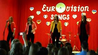 preview picture of video 'Tytuvėnų gimnazija anglų dainų konkursas 2015 IVga klasė (12kl.)'