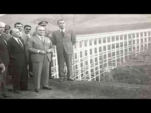 O Presidente Juscelino Kubitschek em Minas Gerais — Rodovia e Obras de Hidrelétrica (1956). 🇧🇷