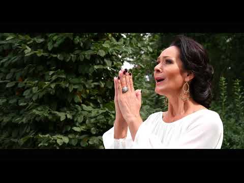 LACRIMA DE MAMA Anisoara Puica