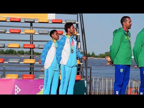 Aksel y Sander ta ricibi medaya di Plata na Rosario