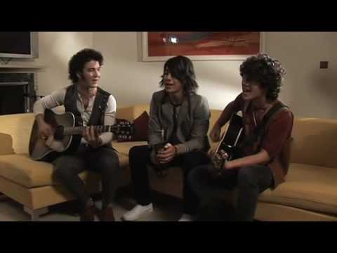 Sos Acoustic video