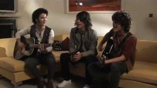 Jonas Brothers - SOS Acoustic