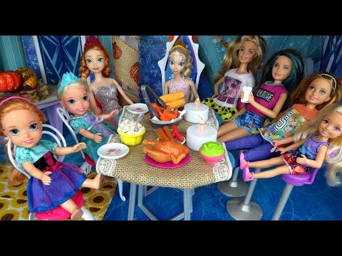 Elsa & Anna toddlers -  THANKSGIVING 2016 - Turkey - Food