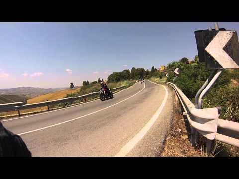 3° MotoRaduno ... Ducati Caltanissetta  passaggio Moto