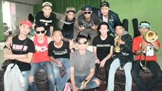 Download lagu Melenoy Ska   Marlina mp3