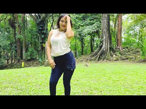 Junny - Gata Fina (Video Oficial)