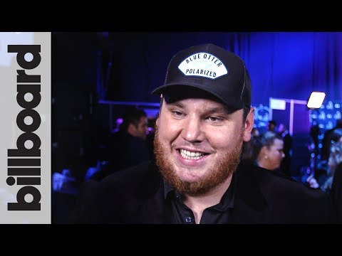 Luke Combs Reacts to Winning New Artist of the Year | CMAs 2018