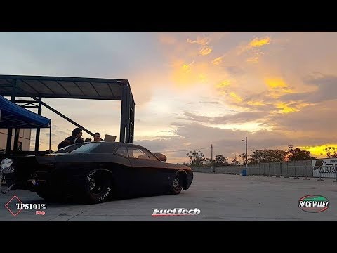 Dodge Challenger Aspirado de André V8 Carrillo isso é Brasil