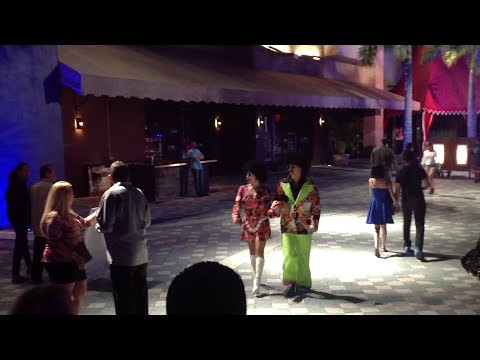 download lagu mp3 mp4 Hollywood Cafe Florida, download lagu Hollywood Cafe Florida gratis, unduh video klip Hollywood Cafe Florida