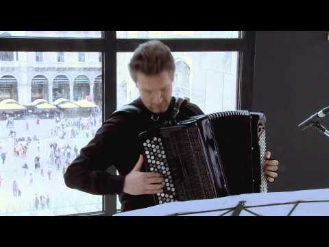 Divertimento Ensemble - Luciano Berio - Sequenza XIII per fisarmonica "Chanson"