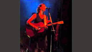 Zélia Duncan - Os Dentes Brancos Do Mundo.wmv