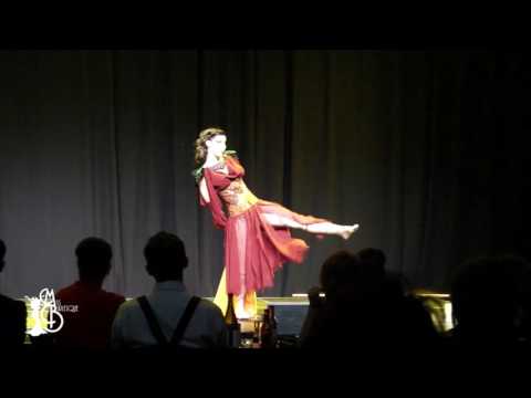 Miss Burlesque Queensland Final 2016 - Jade Nuvoux Unique