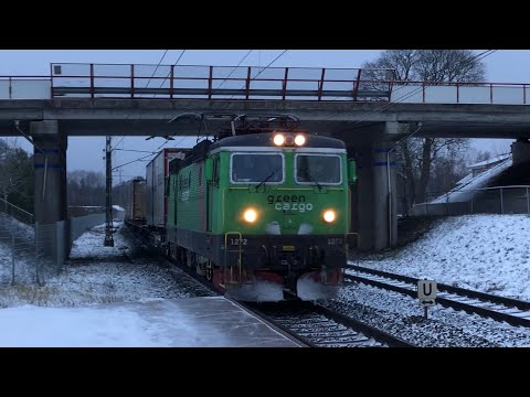 Vinterkväll med tåg i Sävsjö