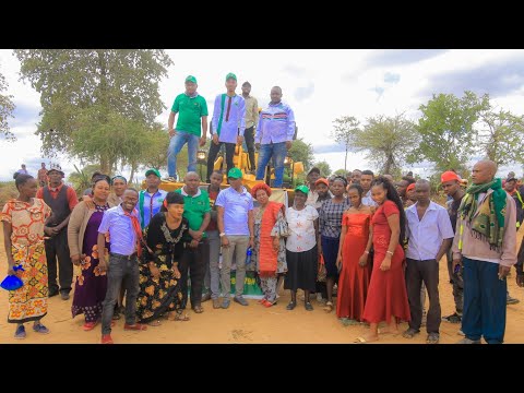 Stephen Kasolo Nathi Mbunge by Mama Africa.. *811*104#