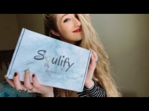 UNBOXING: Soulful Entrepreneurs Rejoice with Soulify Biz Box