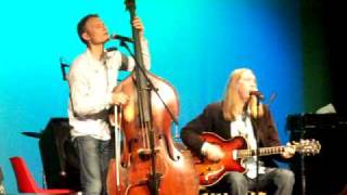 The Wood Brothers, "Loaded" (w/ lyrics) (Sean Costello Memorial Concert, 03-01-2009 (21))