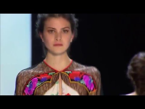 Leonard Fall/Winter 2016/2017 Collection - Paris Fashion Week