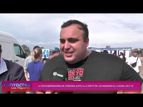 La vicegobernadora de la provincia de Córdoba presente entre la gente en la presentación de los F-16