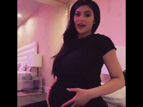kylie jenner 34 weeks today