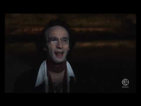 La voce della Luna clip tratta dal film diretto nel 1990 dal grande regista Federico Fellini