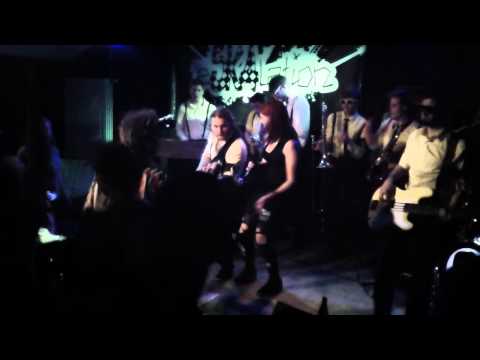 eSKAlation (Skapunk Nürnberg) Arsch im Anzug Live @ Glashaus Bayreuth 11042014