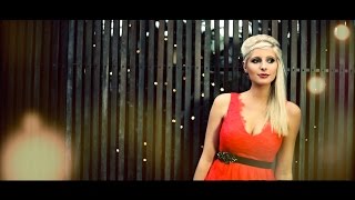 NOA NEAL  - Christmas Kisses (Official 4K music video)