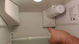 How to Replace a Frigidaire Refrigerator Filter