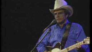 Merle Haggard - Mama Tried