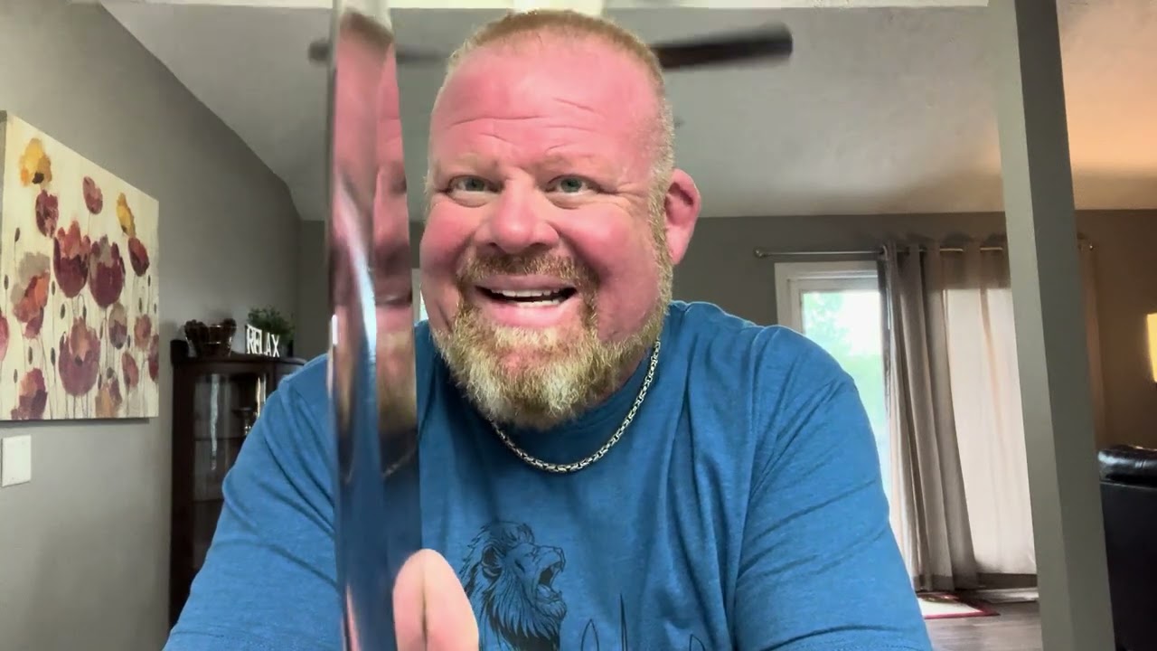 Tuna Knives! #zylaknifecompany #josephperrow #gusterleather