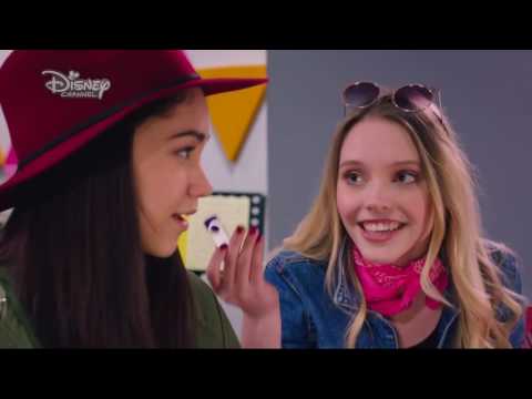 The Lodge S02E02 Clip #3 Frankie and the new teacher like Kaylee + Wireless charging