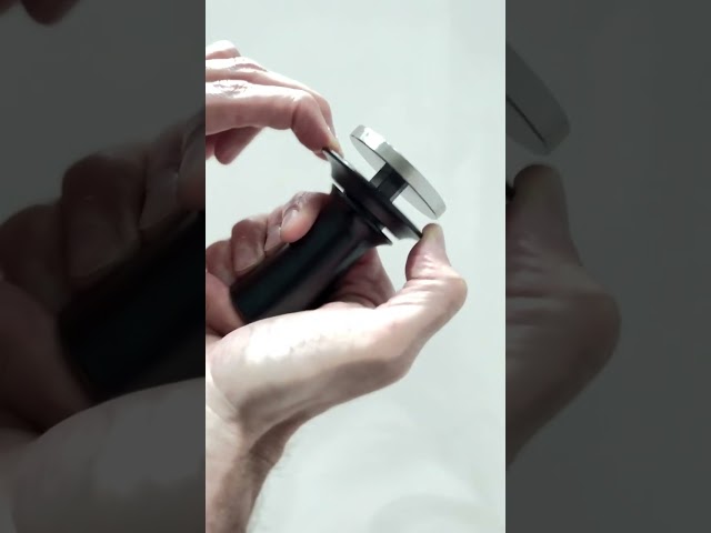 Vídeo relacionado con SneiDr Kit Cafe Barista 51mm Set 21 Piezas Tamper 51mm Espresso Calibrado Con Resorte Anillo Dosificador Puck Screen Herramienta WDT Alfombrilla Tamper Plantillas Latte Art Accesorios Barista