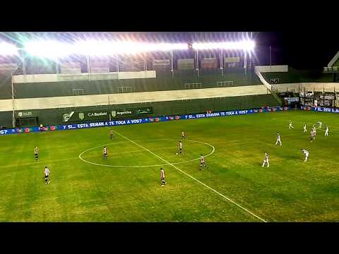 Festejo del gol de Lucas Rodríguez / Estudiantes LP 2 - Sport Pacífico 3 (Copa Argentina)