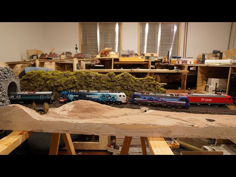 Marco's Model Railway Part 53 – Traction Test! Which locomotive can pull the container train?