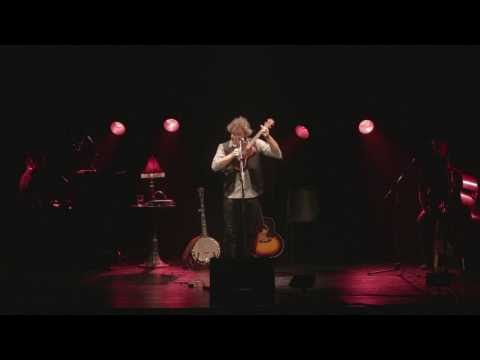 Thomas Hellman chante Roland Giguère au Théâtre de Quat'Sous