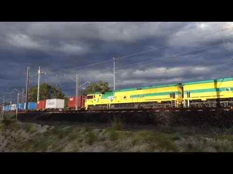 *Rare* CEY's lead failed container train into Gosford passing loop - 24/3/15