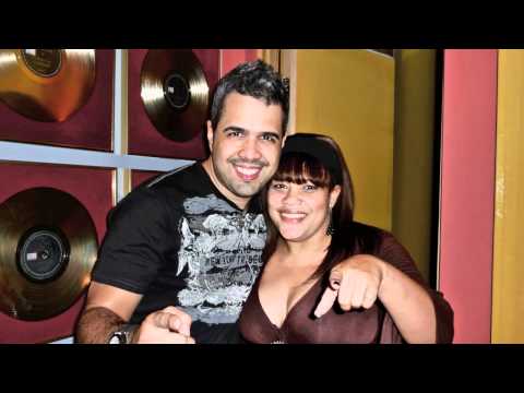 Daniel Santacruz y Alexandra - SE BUSCA UN CORAZÓN