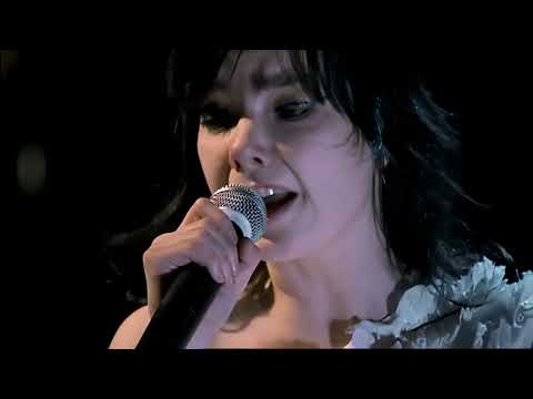 Videoclip de An Echo A Stain (Live) — Björk