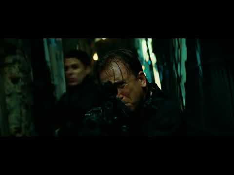 Persecusion de Bruce Banner en Brasil-Hulk el Increible (2008)