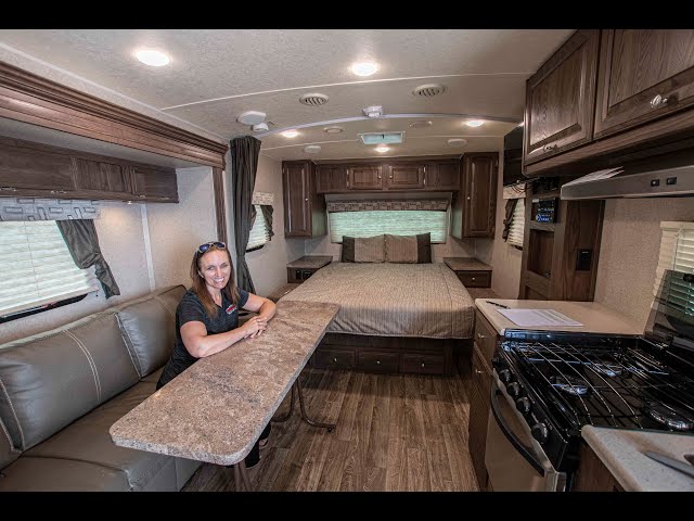 Preview image of 2019 Forest River Flagstaff Micro Lite 21FBRS (11U210227) youtube video