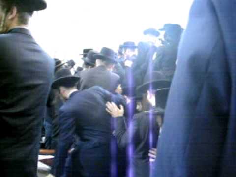 Satmar-Mosholu Engagement
