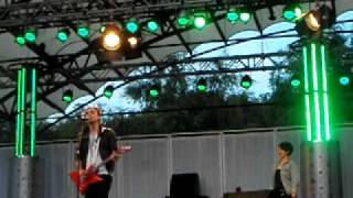 I Will Always Love You - Moto Boy, live Kungsträdgåren 17 Juni 2010